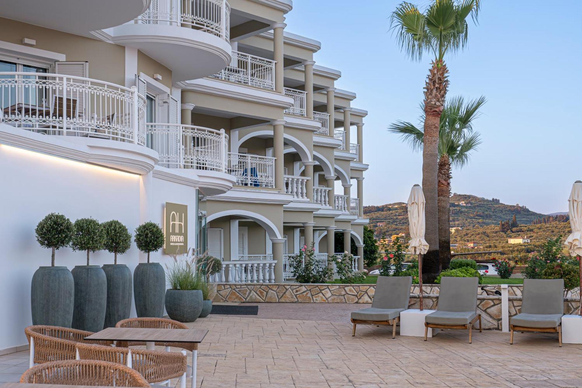 Arkadia Aparthotel Kypseli
