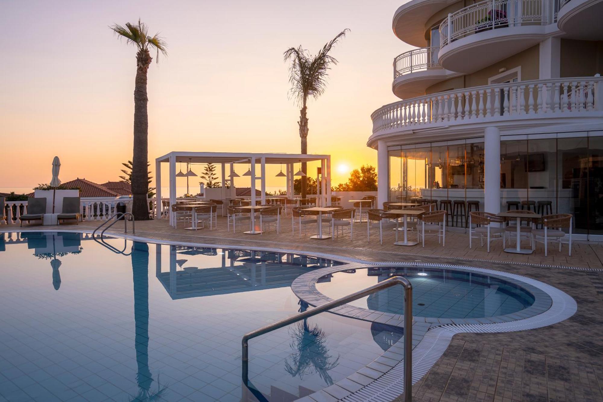 Aparthotel Arkadia 4*