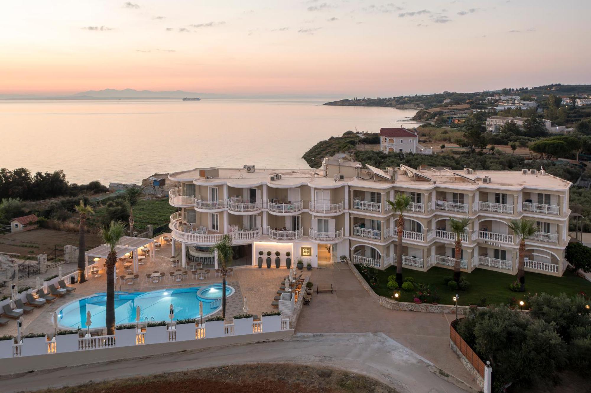 Aparthotel Arkadia 4*